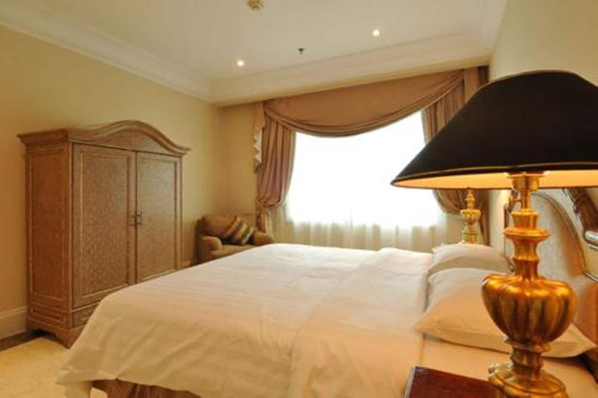 บาตาเวีย อพาร์ตเมนต์ เซอร์วิส เรสซิเดนซ์ จาการ์ต้า Apartment จาการ์ตา ภายนอก รูปภาพ