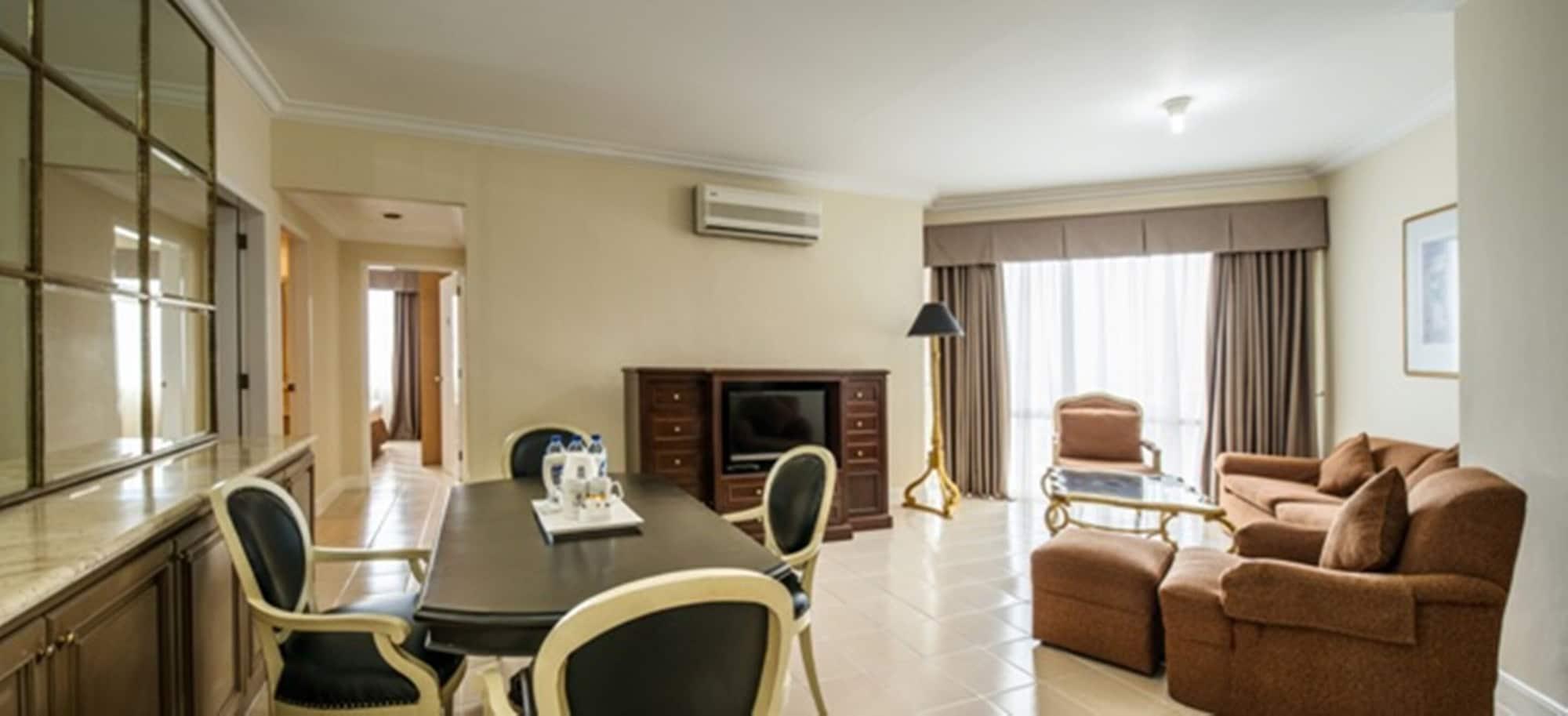 บาตาเวีย อพาร์ตเมนต์ เซอร์วิส เรสซิเดนซ์ จาการ์ต้า Apartment จาการ์ตา ภายนอก รูปภาพ