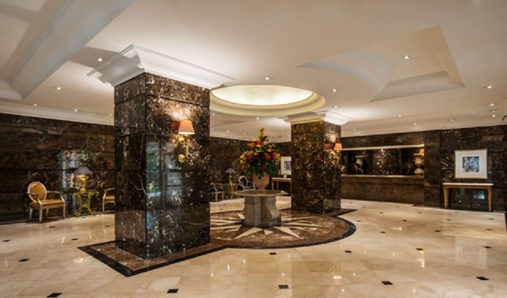 บาตาเวีย อพาร์ตเมนต์ เซอร์วิส เรสซิเดนซ์ จาการ์ต้า Apartment จาการ์ตา ภายนอก รูปภาพ